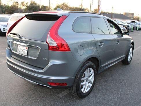 Used 2017 Volvo XC60 T5 w/ Tailgate Package image 5
