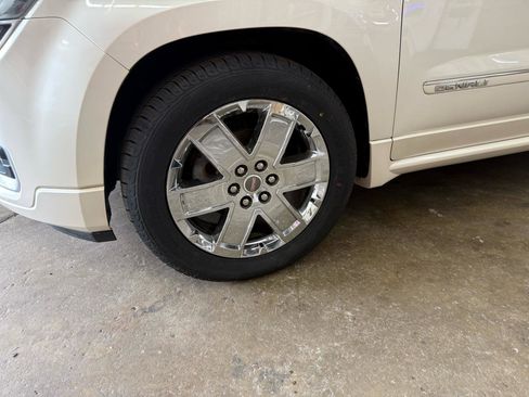 Used 2015 GMC Acadia Denali AWD/4WD image 9