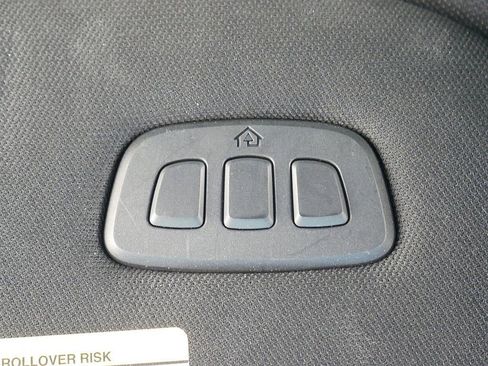 Used 2022 Ford F150 Lariat w/ Equipment Group 502A High image 58