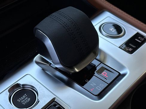 New 2026 Jaguar F-PACE R-Dynamic S image 21