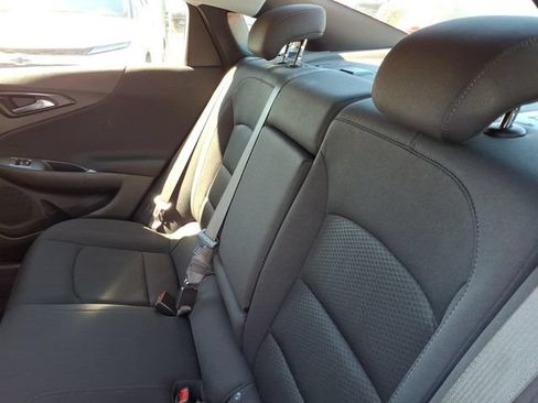 Used 2025 Chevrolet Malibu LT FWD image 19