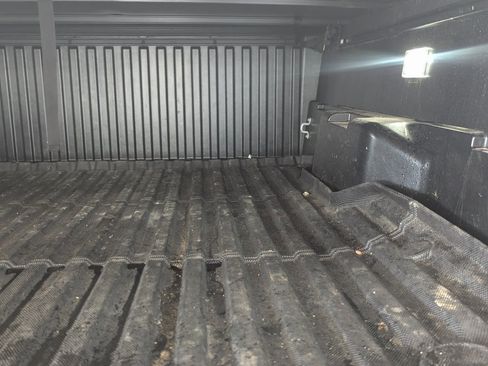 Used 2024 Toyota Tacoma TRD Off-Road image 12