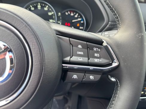 New 2025 MAZDA CX-5 Signature image 24