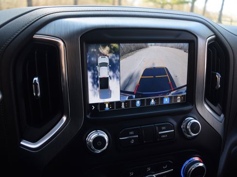 Used 2020 GMC Sierra 3500 Denali w/ Denali Ultimate Package image 10