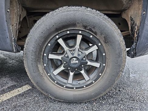 Used 2011 Chevrolet Silverado 1500 LT AWD/4WD image 9