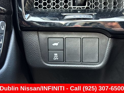 Used 2025 Honda CR-V EX-L image 39