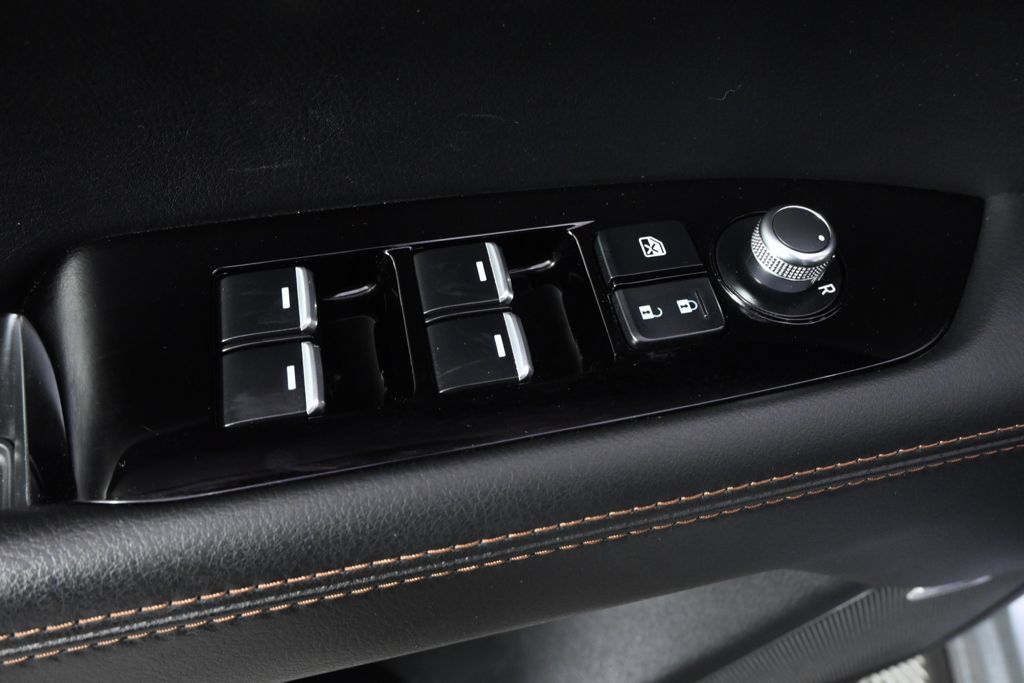 Used 2023 MAZDA CX-5 AWD 2.5 S w/ Premium Package image 23