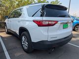 Used 2021 Chevrolet Traverse LT image 2