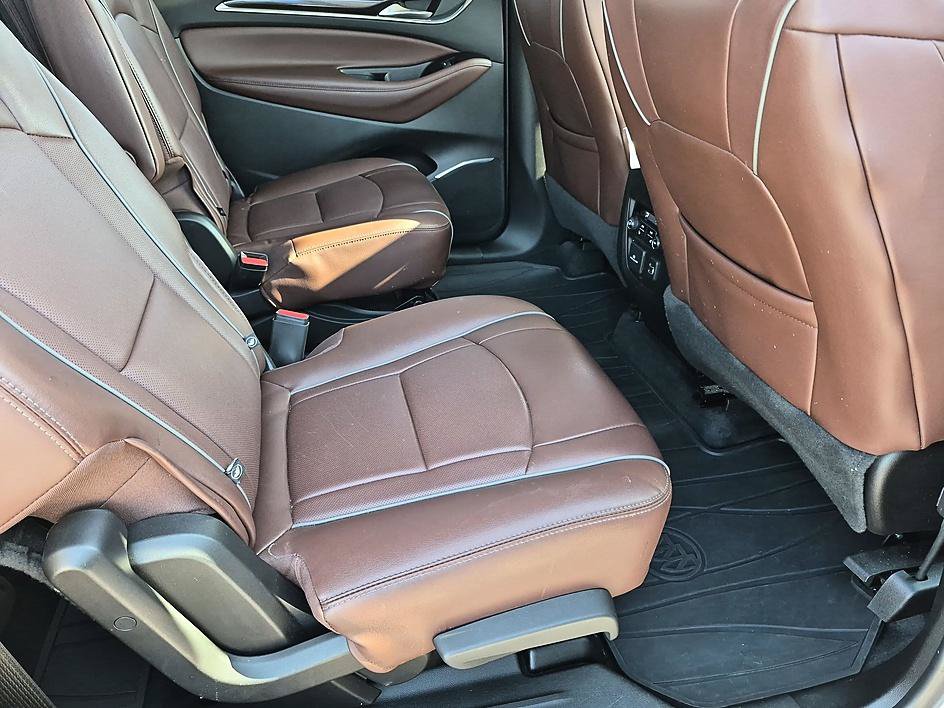 Certified 2019 Buick Enclave Avenir w/ Avenir Technology Package FWD image 35