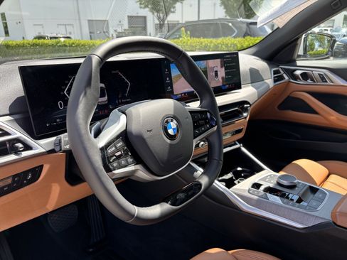 Certified 2025 BMW 430i Convertible RWD image 16