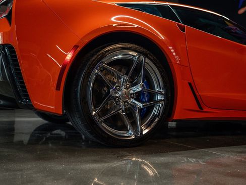 Used 2019 Chevrolet Corvette ZR1 RWD image 18