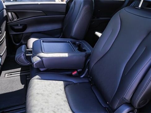 New 2026 Kia Carnival SX w/ SX Dark Edition Package image 21