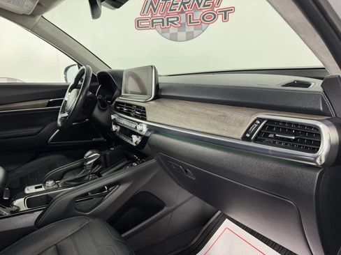 Used 2022 Kia Telluride SX w/ SX Prestige Package image 12
