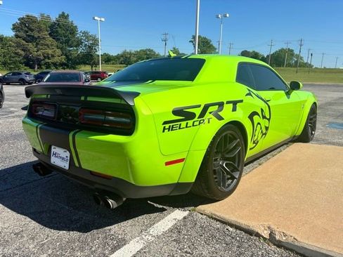 Used 2019 Dodge Challenger SRT Hellcat RWD image 6
