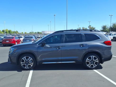 Used 2024 Subaru Ascent Limited w/ Technology Package AWD/4WD image 7