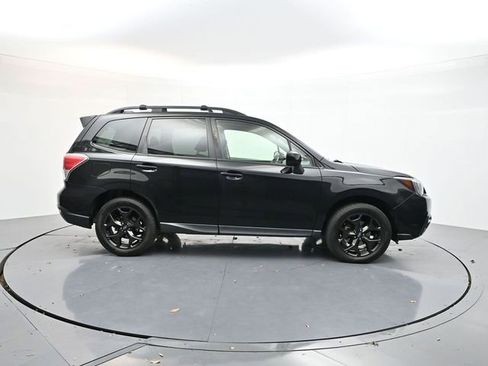 Used 2018 Subaru Forester 2.5i Premium image 9