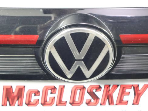 Used 2025 Volkswagen Taos SE AWD/4WD image 8