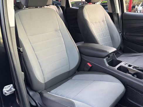 Used 2018 Ford Escape S image 16