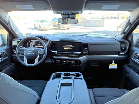 New 2026 GMC Sierra 1500 Elevation image 17