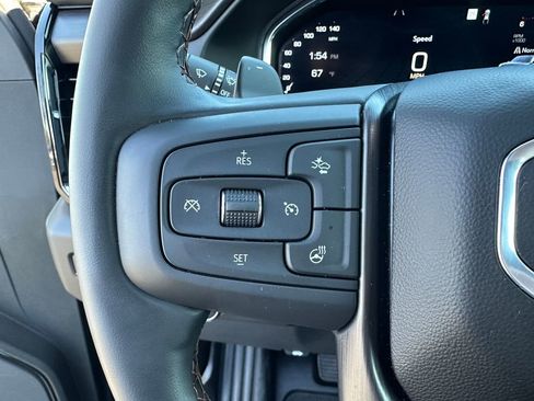 Used 2025 GMC Sierra 1500 AT4 w/ AT4 Premium Package image 19