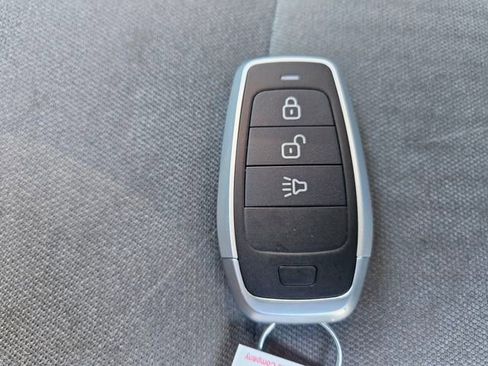 Used 2020 RAM 2500 Big Horn w/ Level 1 Equipment Group image 29