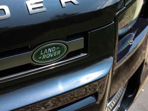 Used 2024 Land Rover Defender 130 V8 image 37