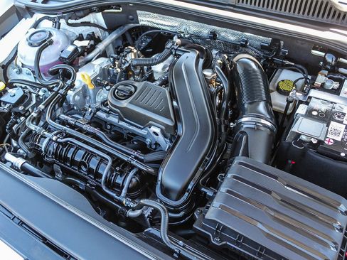 Used 2025 Volkswagen Jetta Sport image 27