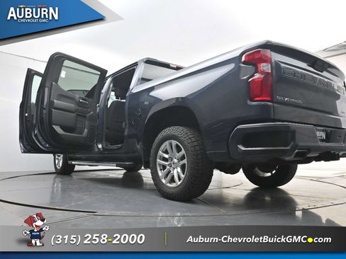 Used 2022 Chevrolet Silverado 1500 RST AWD/4WD image 39
