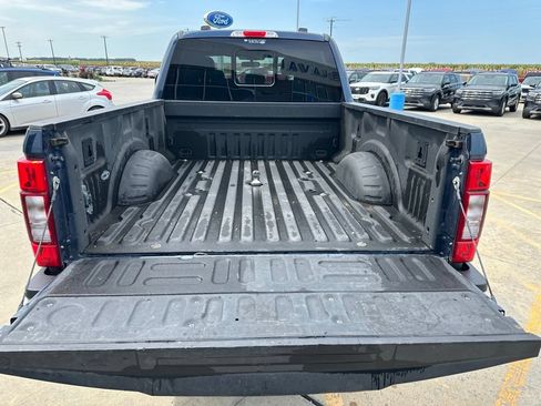 Used 2020 Ford F350 Lariat w/ Lariat Value Package AWD/4WD image 7