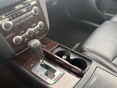 Used 2011 Nissan Maxima 3.5 SV w/ Premium Pkg image 7