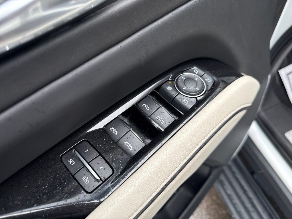 Used 2021 Cadillac Escalade Sport w/ Driver Assist Tech Package AWD/4WD image 23