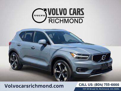 Used 2021 Volvo XC40 T4 Momentum w/ Protection Package Premier
