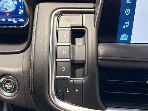 Certified 2022 Chevrolet Tahoe Z71 w/ Luxury Package image 17