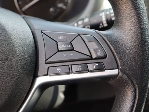 Used 2024 Nissan Kicks SV FWD image 13