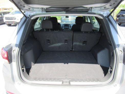 Used 2023 Chevrolet Equinox LS w/ Sport Edition FWD image 33