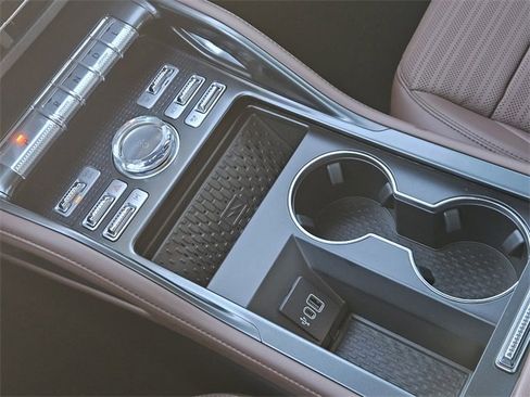 New 2026 Lincoln Nautilus Reserve image 19