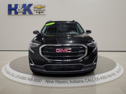 Used 2019 GMC Terrain SLE w/ Driver Convenience Package AWD/4WD image 2