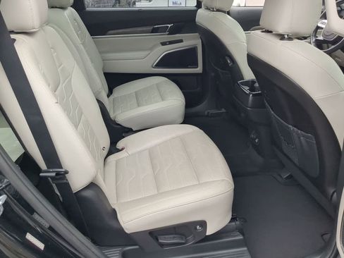 Used 2021 Kia Telluride SX w/ SX Prestige Package AWD/4WD image 22