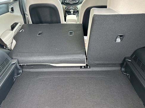 New 2025 Kia Soul LX w/ LX Technology Package image 13