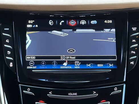 Used 2018 Cadillac Escalade Platinum AWD/4WD image 19