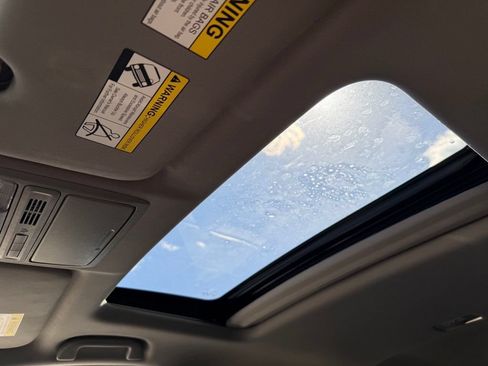 Used 2018 Honda CR-V EX-L image 30