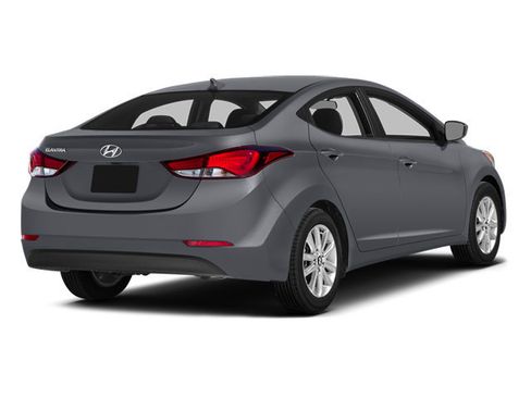 Used 2014 Hyundai Elantra SE FWD image 2