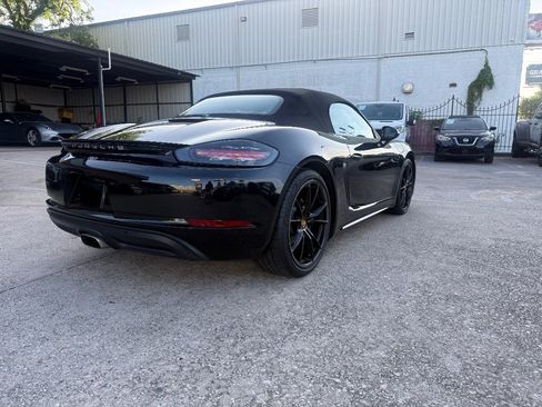 Used 2018 Porsche 718 Boxster RWD image 4