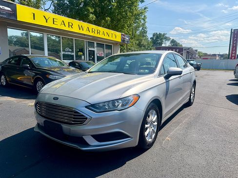 Used 2017 Ford Fusion S FWD image 1