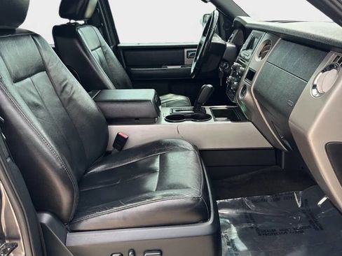 Used 2015 Ford Expedition XLT w/ Equipment Group 201A image 10