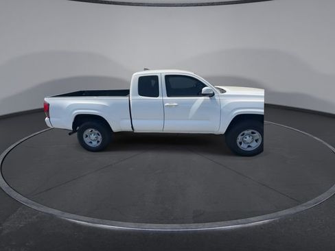 Used 2019 Toyota Tacoma SR w/ SR Convenience Package image 16