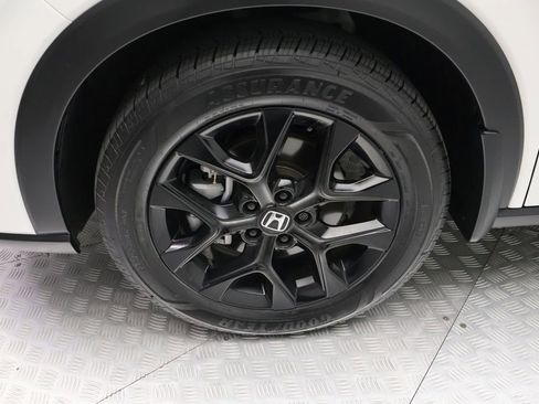 Used 2025 Honda HR-V Sport image 4