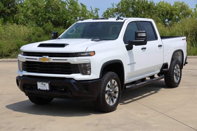 New 2026 Chevrolet Silverado 2500 Custom w/ Custom Value Package AWD/4WD image 3