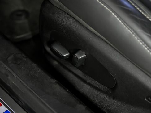 Used 2018 Chevrolet Camaro SS RWD image 21