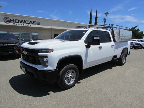 Used 2024 Chevrolet Silverado 2500 W/T w/ WT Convenience Package RWD image 4